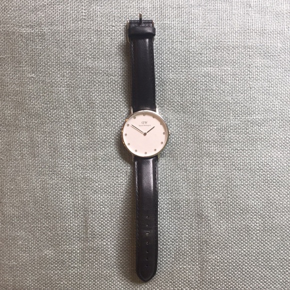 Daniel Wellington women’s watch - Picture 3 of 5